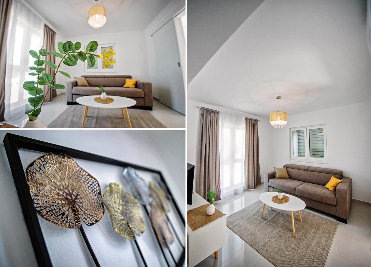 Sea Front Apartments Ivana Rogoznica  Esterno foto