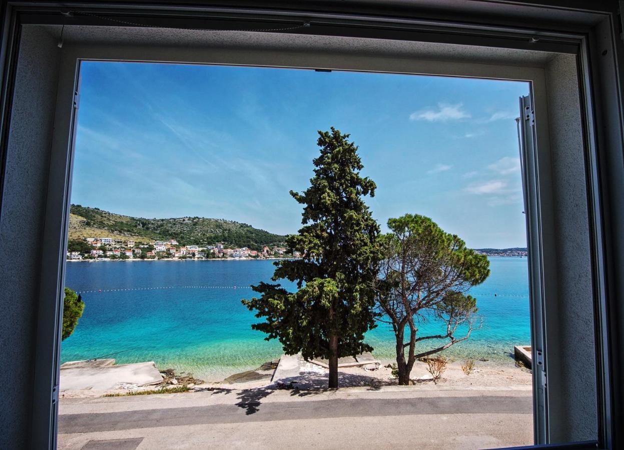 Sea Front Apartments Ivana Rogoznica  Esterno foto